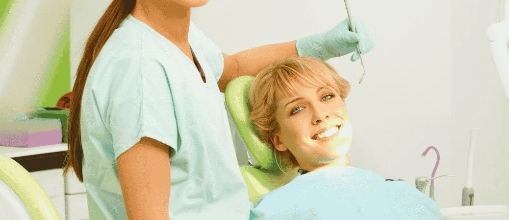Custom Crowns and Cosmetic Dentist Expertise